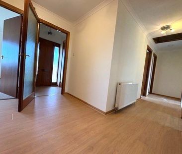 3 bedroom detached bungalow to rent - Photo 4