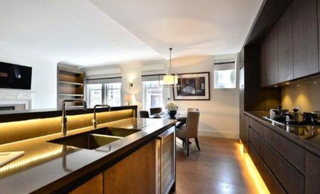 Duke Street, Mayfair, London, W1K - Photo 2