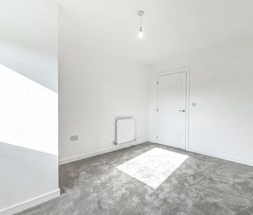 2 bedroom property to rent - Photo 3