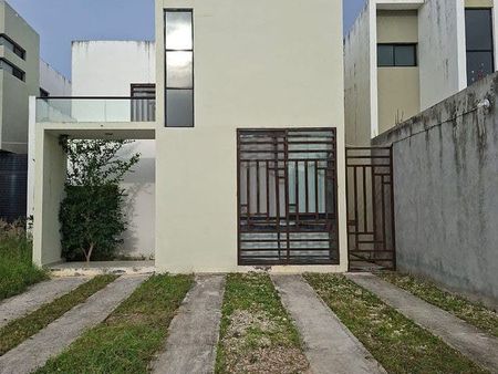 Casa en renta al norte de merida floresta - Photo 2