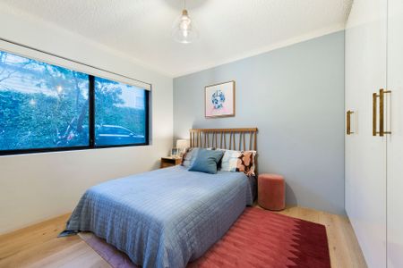 Compact & Chic Balmain East Apartment - Photo 2