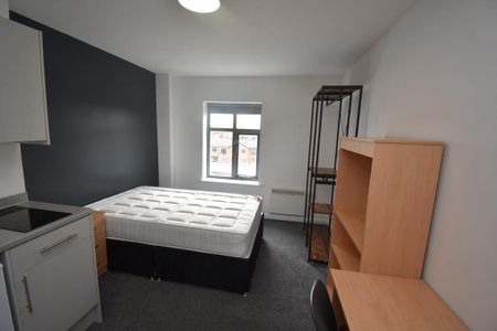 Studio to rent - Photo 3