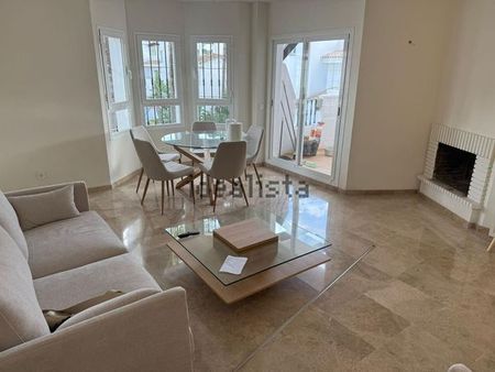 Alquiler de dúplex en Urbanización Los Naranjos de Marbella - Photo 4