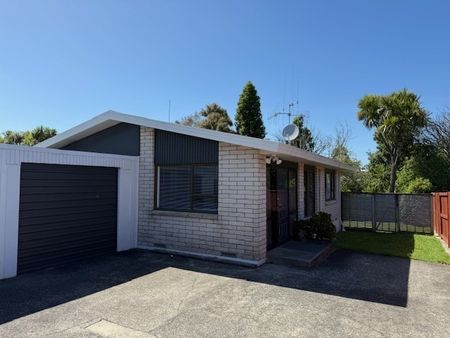 Two Bedroom Back Unit - Matua - Photo 4