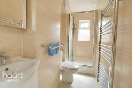 1 bedroom in a house share to rent - Photo 5