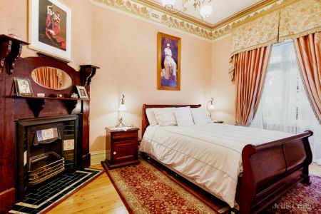 2 Bed, 1 Bath - Photo 5