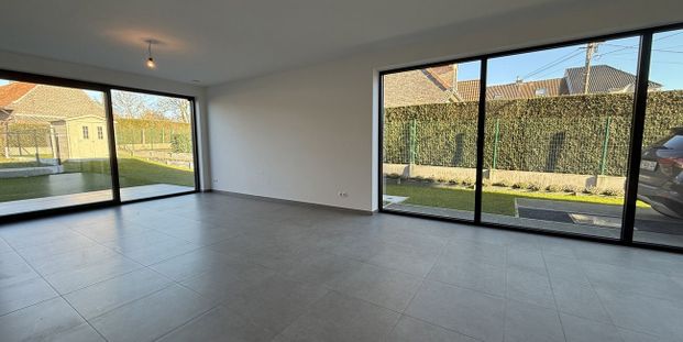 Woning te huur in Ottergem voor € 1.350 met 3 slaapkamers - Foto 1