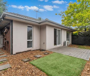 Quiet 2 bedroom unit in Central location - walking distance to loca... - Photo 6