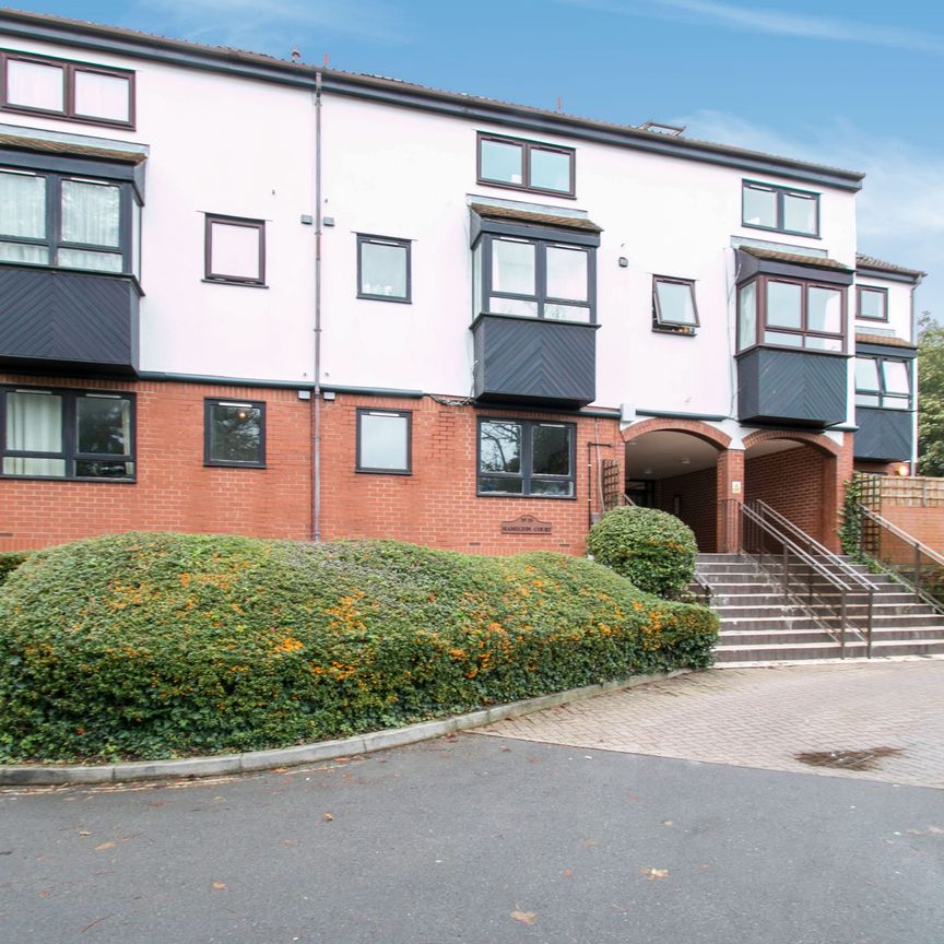 1 bedroom apartment to rent Hamilton Court, 13-15 Wellington Road, Bournemouth, BH8 - Photo 1