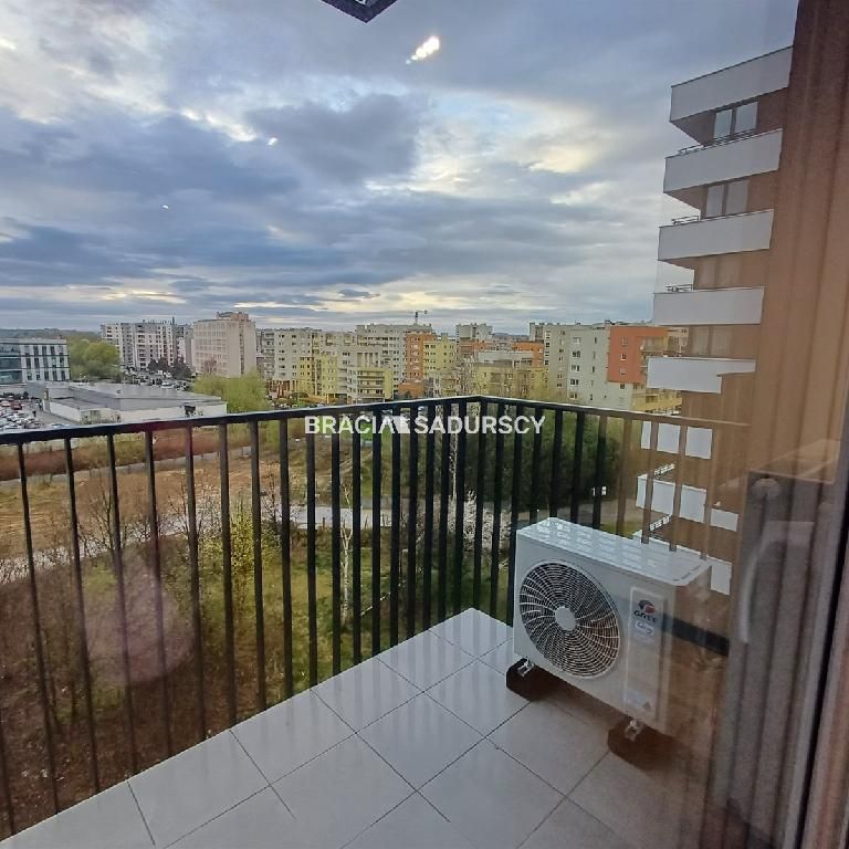 Mieszkanie Kraków Mistrzejowice powierzchnia 37.0 m² C206-WM-75710 - Zdjęcie 1