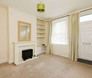 2 bedroom House To Let - Photo 3