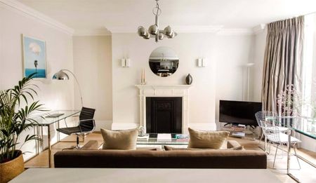 CALL FOR AVALABILITY A one bedroom apartment of approximately 656 square feet. - Photo 2