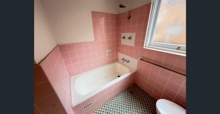 GREAT CONVENIENT POSITION - Photo 2