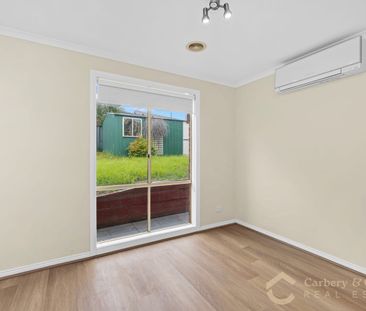 Beautiful 4 Bedroom Family Home!! - Photo 3