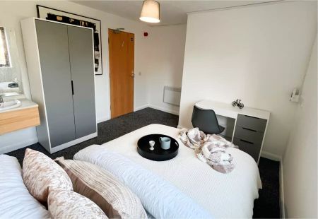 Premier Room - Photo 3