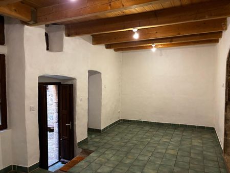 Location Appartement 3 pièces 63m² LES VANS 07140 - Photo 4