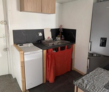 Location Appartement 1 pièce 21m² ROQUEVAIRE 13360 - Photo 5