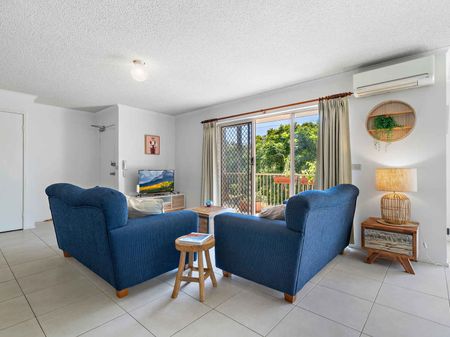 FURNISHED Two Bedroom Apartment in Coolum Beach! - Photo 2
