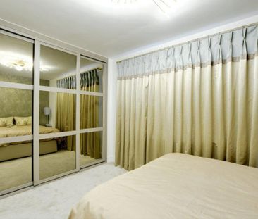 3 bedroom detached house to rent - Photo 3