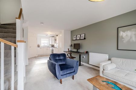 2 bedroom terraced house to rent - Photo 3