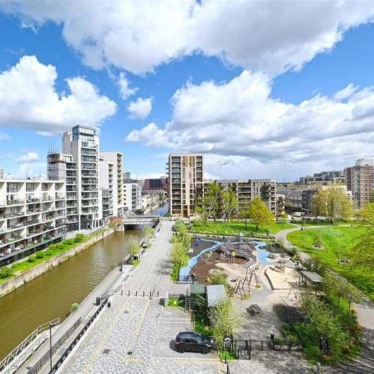 Boathouse Apartments, Cotall Street, E14 - Photo 1