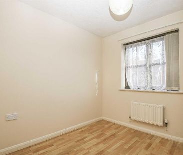 3 bedroom detached house to rent - Photo 4