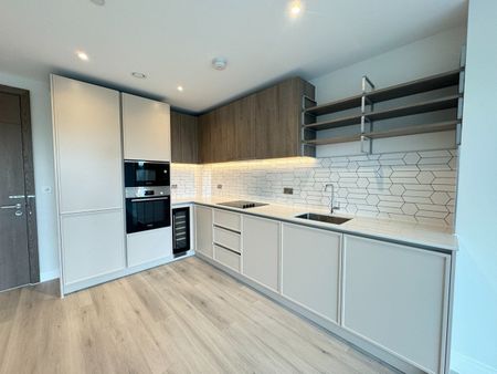 2 Bed Flat, Astell Road, SE3 - Photo 5