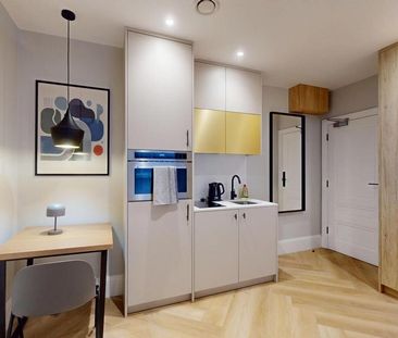 Studio to rent - Photo 1