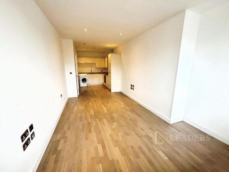 1 bedroom flat to rent - Photo 2