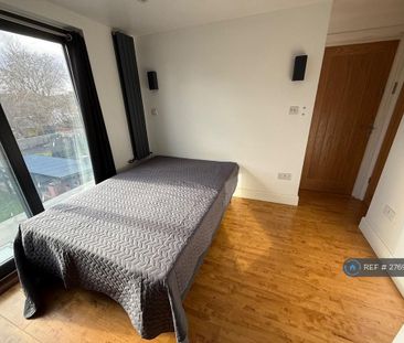 1 bedroom in a house share to rent - Photo 6