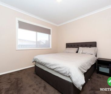 10 Nano Street, Googong - Photo 1