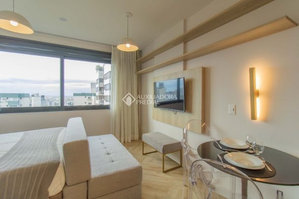Apartamento com 1 quarto e 48m² para alugar em Mont'Serrat, Porto Alegre. - Photo 1