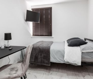 6 bedroom house to rent - Photo 4