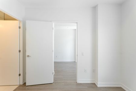 For Lease - 39 Roehampton Avenue Unit# 405, Toronto, Ontario - Photo 5