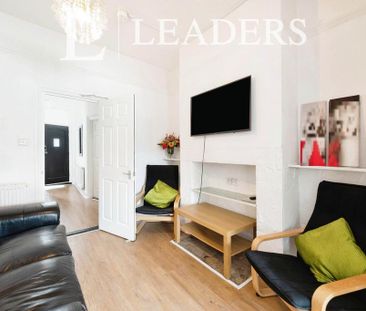 5 bedroom terraced house to rent - Photo 2