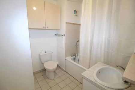 Studio Guyancourt 31 m² - Photo 5