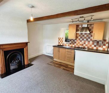 2 bedroom terraced house to rent - Photo 5