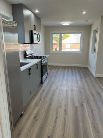 For Lease - 32 Cadorna Avenue Unit# 3, Toronto, Ontario - Photo 3