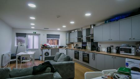 15 Bodmin Grove - Photo 4