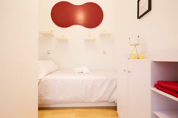 Calle de San Vicente Ferrer, Madrid, Community of Madrid 28004 - Foto 1