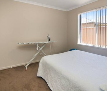 A PERFECT NEAT AND TIDY FAMILY HOME IN PRIME LOCATION - Photo 5