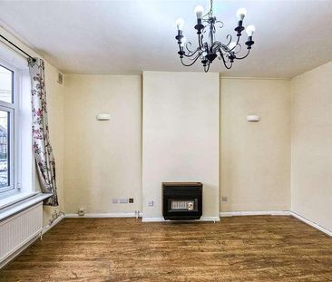 Blenheim Crescent, South Croydon, Surrey, CR2 - Photo 1