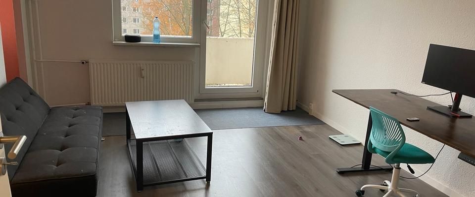 Gemütliche 1,5 Wohnung möbliert mit Balkon 2 OG zu Untermiete - Foto 1