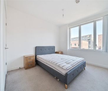 2 bedroom apartment to rent - Photo 6