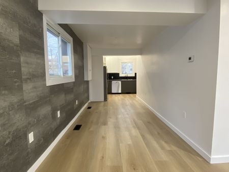 For Lease - 6159 Cadham Street, Niagara Falls, Ontario - Photo 4