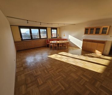 Großzügige 4-Zimmer-Wohnung mit traumhaftem Fernblick auf Stift Klo... - Foto 2