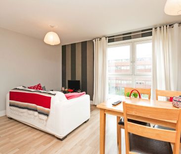 1 bedroom apartment to rent - Photo 2