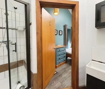 1 bedroom apartment - Photo 2