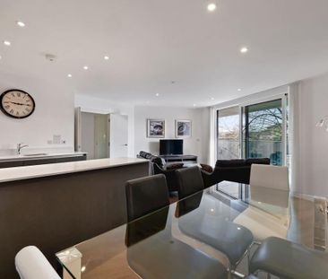 2 Bed Flat, Rossetti Apartments, CR0 - Photo 2