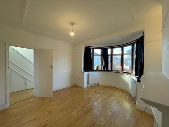 4 bedroom semi-detached house to rent - Photo 1
